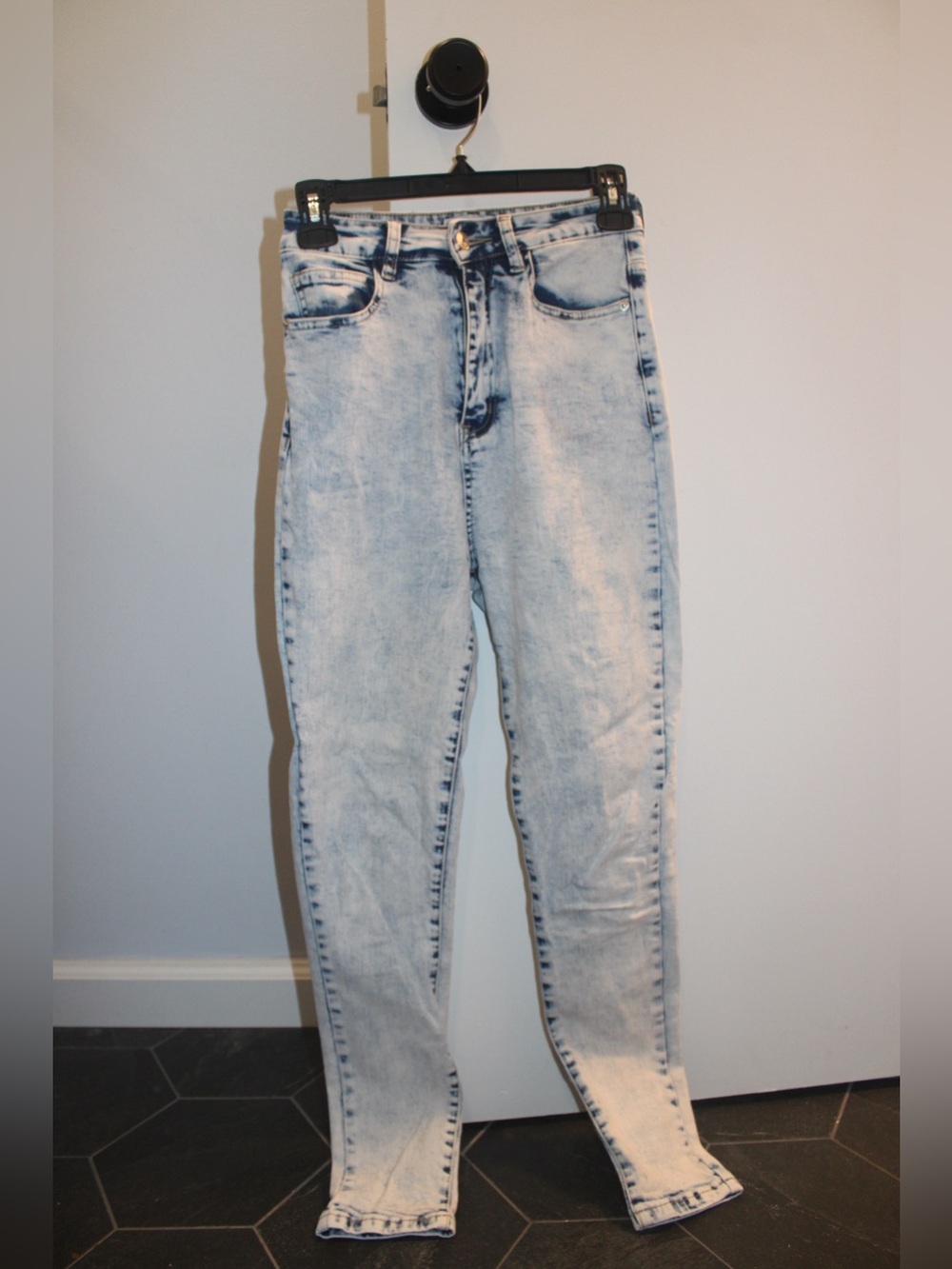 Chipre Acid Wash High Rise Skinny Jeans Size 26